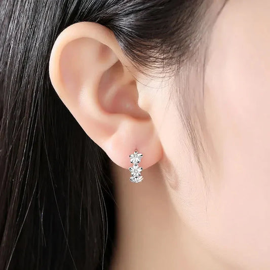 925 Zilver Vergulde Oorbellen Met Kleine Bloemen