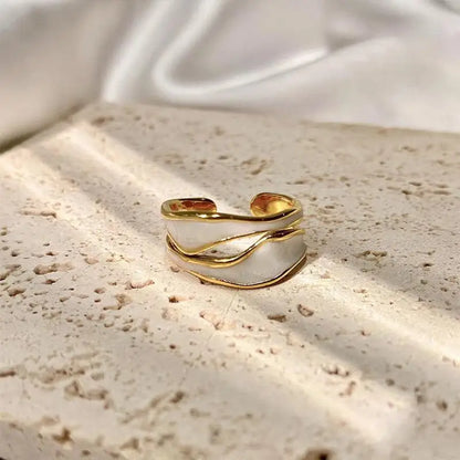 18K Vergulde Antieke Witte Keramiekring